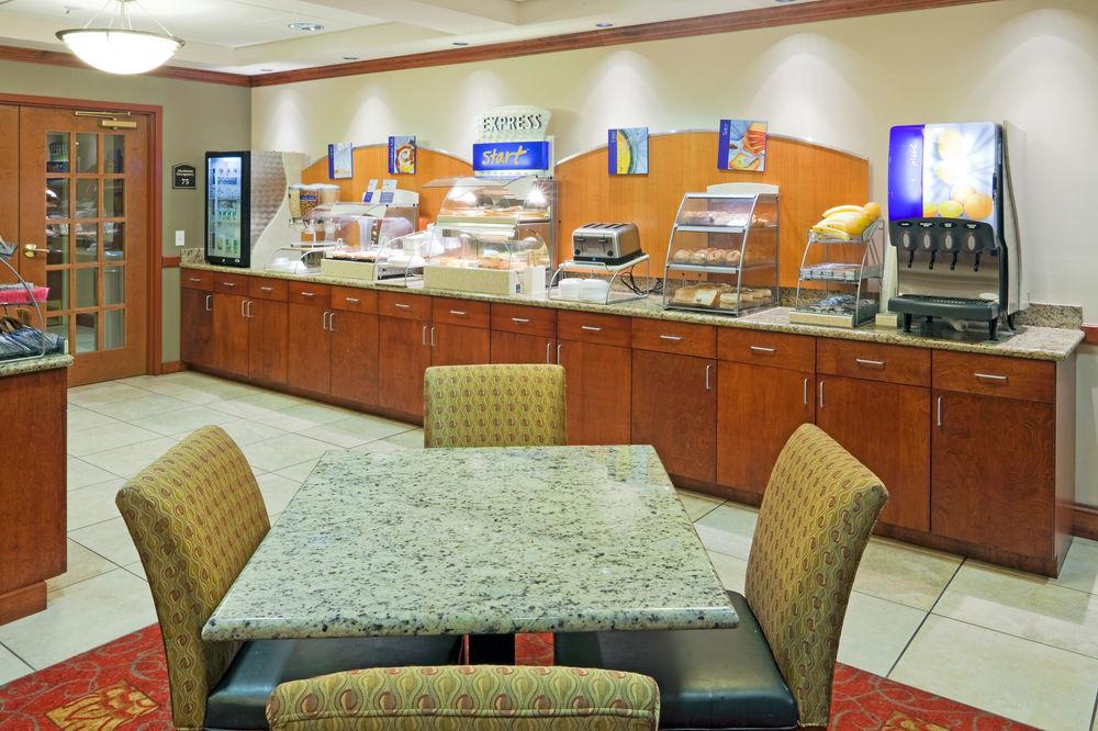 Holiday Inn Express Hotel & Suites Hampton South-Seabrook By Ihg Esterno foto