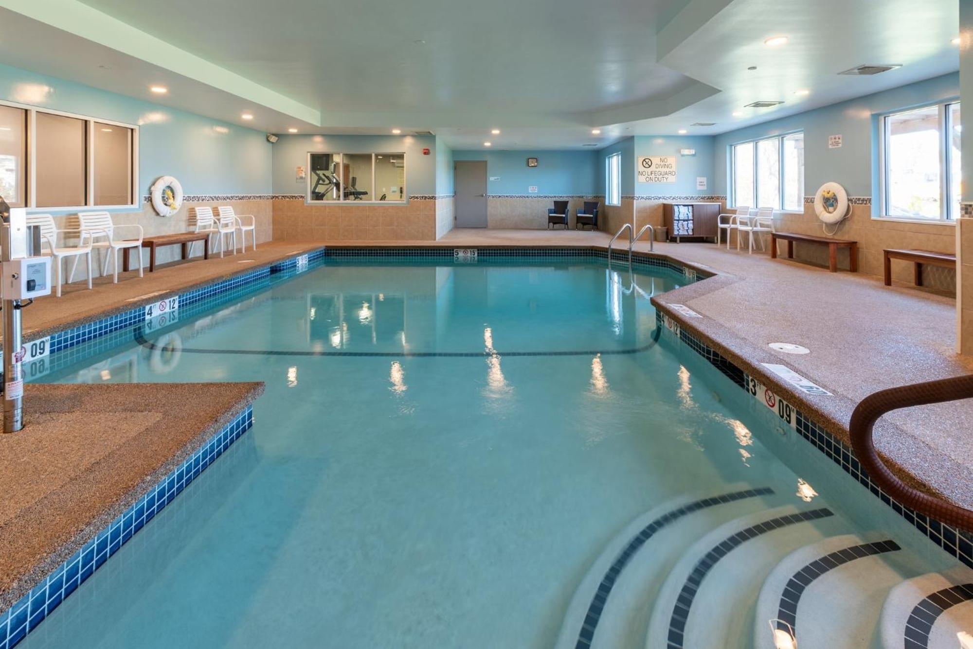 Holiday Inn Express Hotel & Suites Hampton South-Seabrook By Ihg Esterno foto
