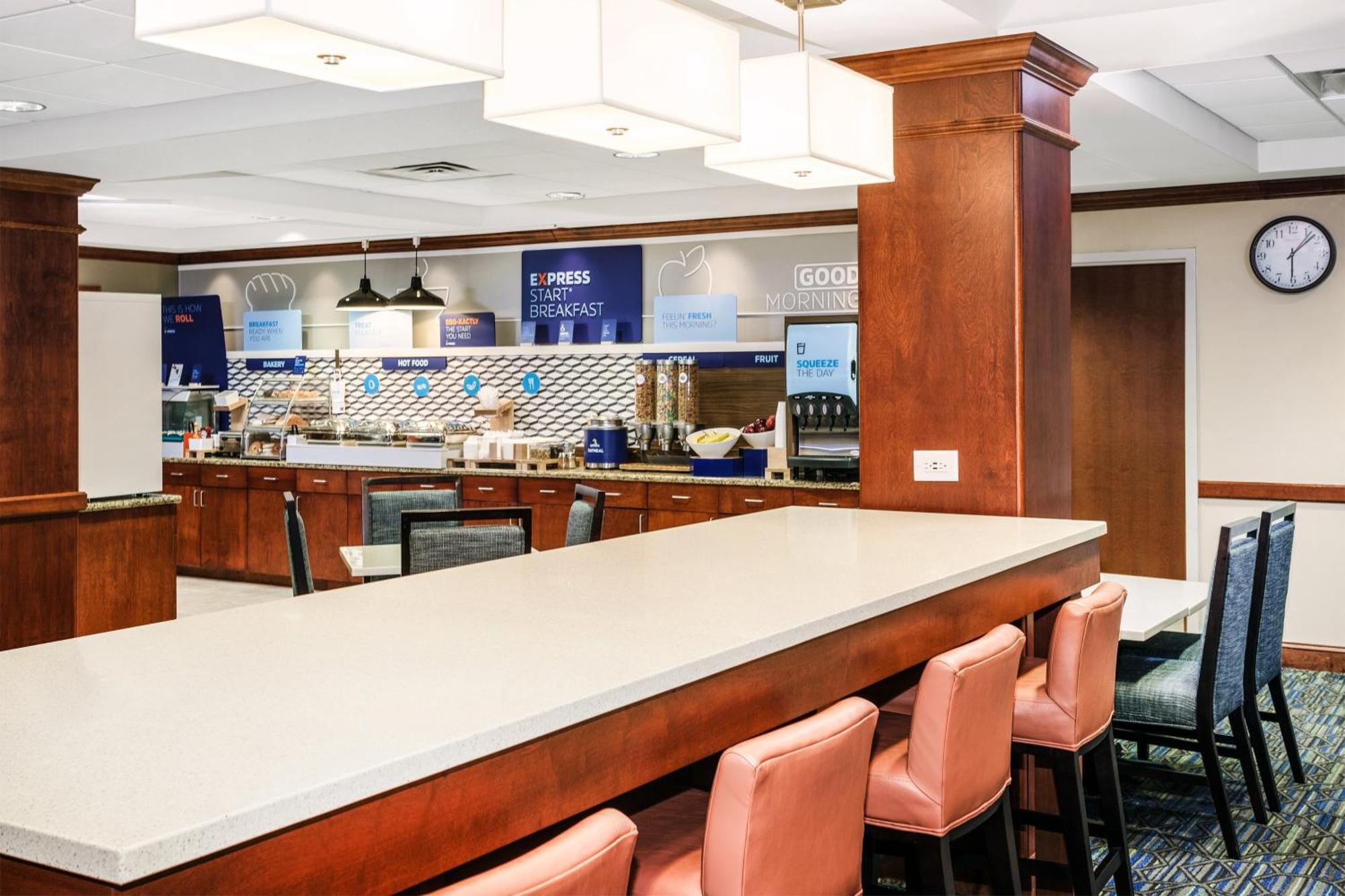 Holiday Inn Express Hotel & Suites Hampton South-Seabrook By Ihg Esterno foto